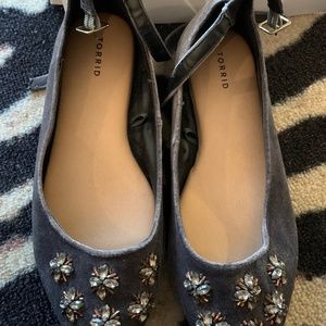 GREY VELVET ANKLE STRAP FLATS- TORRID